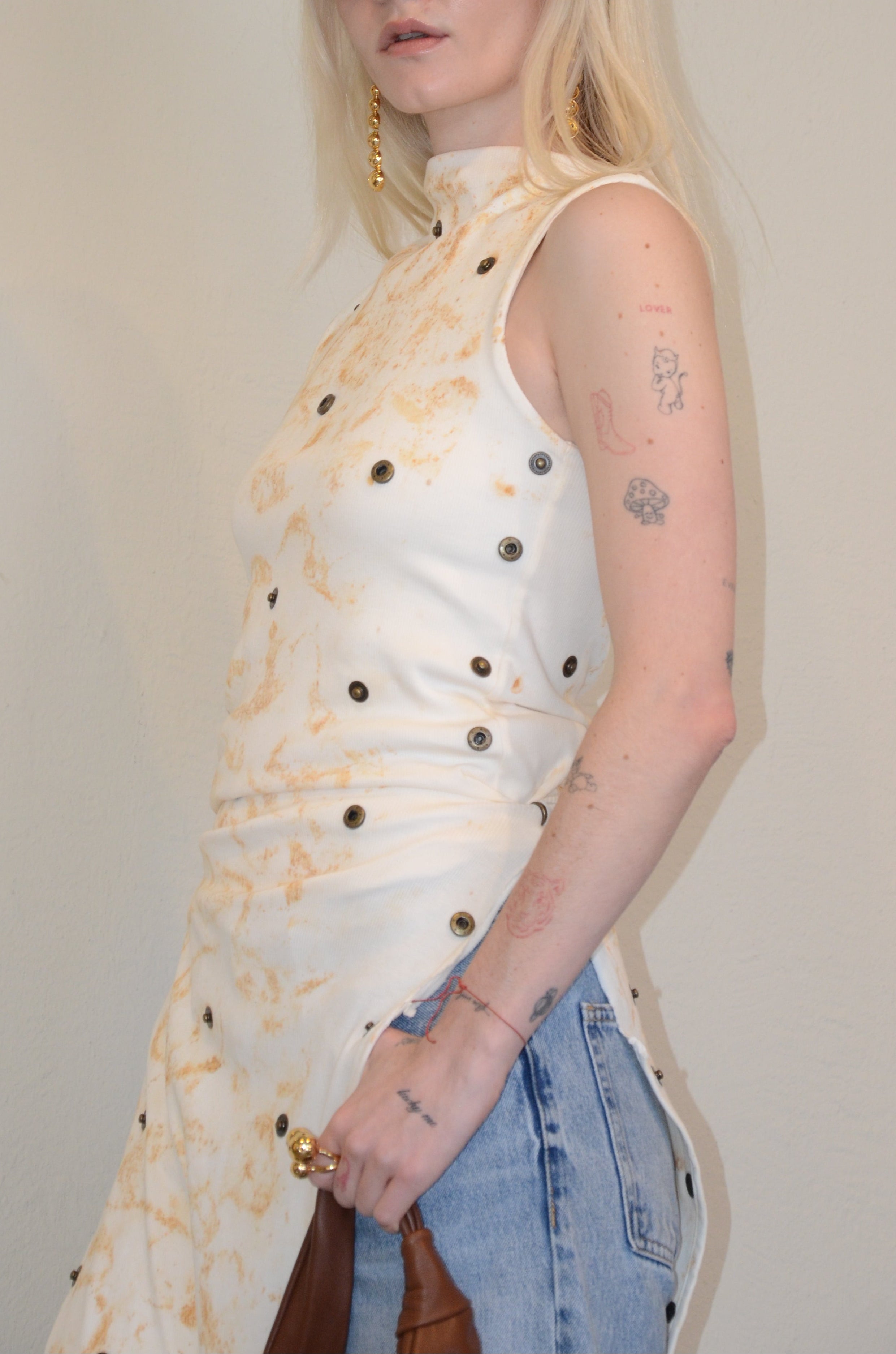 TRANSFORMABLE SLIT SHIRT