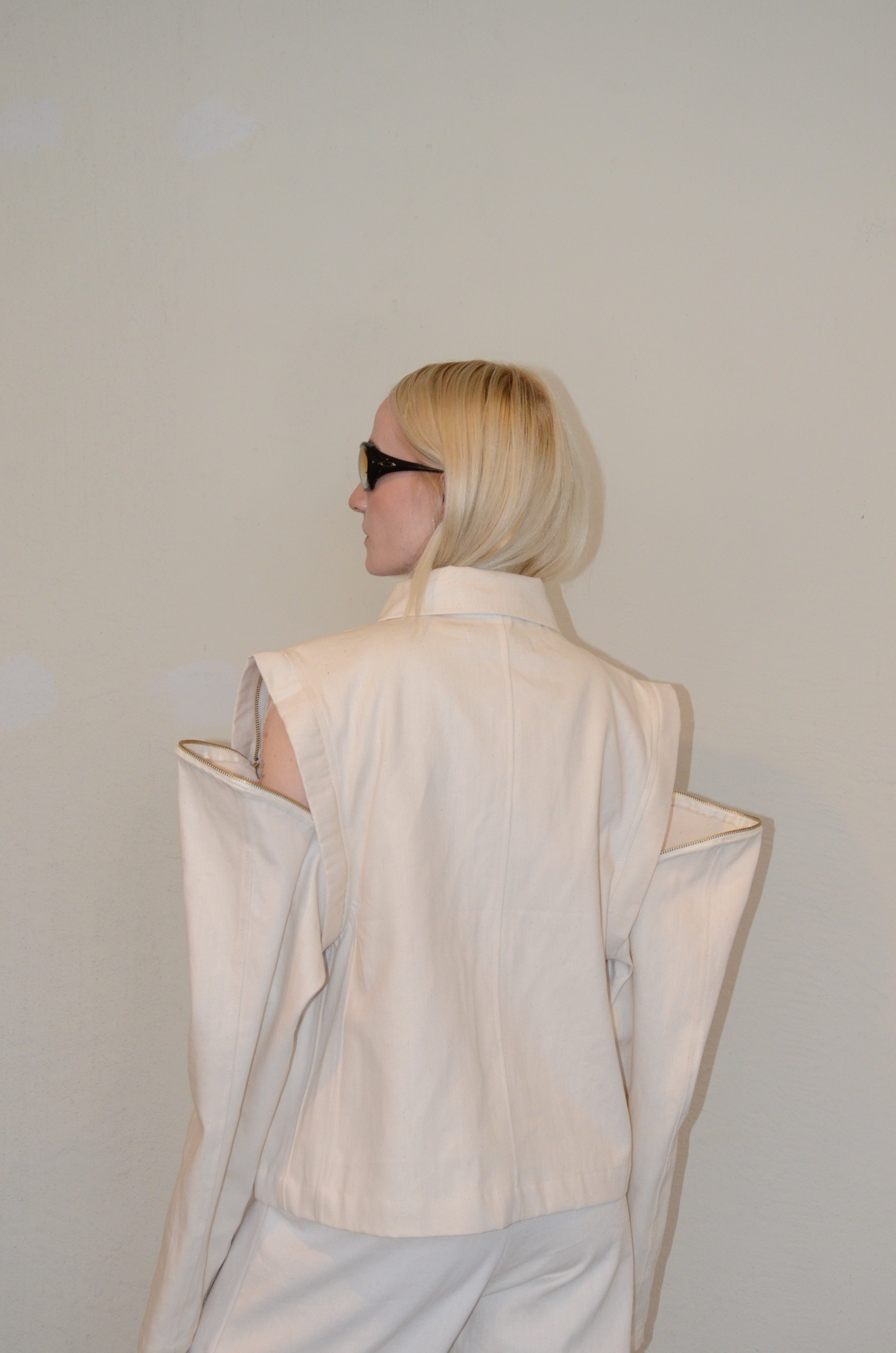 TRANSFORMABLE JACKET